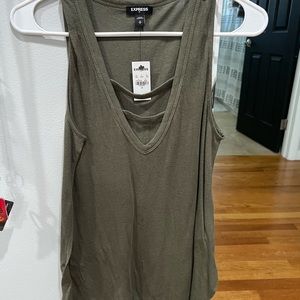 Army green express tank